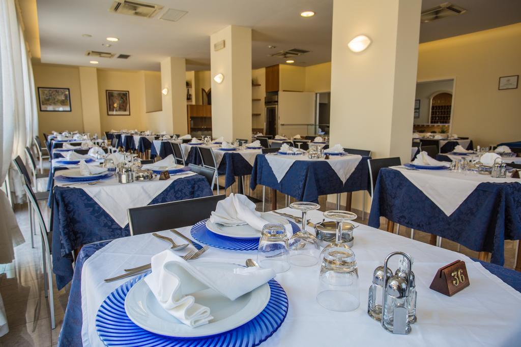 Hotel Olympia 가비체 마레 외부 사진